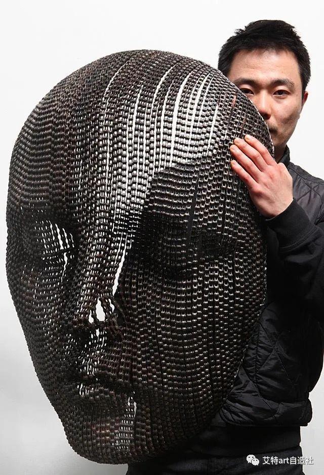 再谈韩国雕塑家徐英德的金属链条雕塑